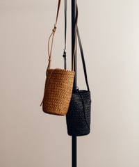 ESSENTIAL MINI BUCKET BAG