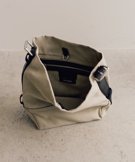 CANVAS BUCKET BAG