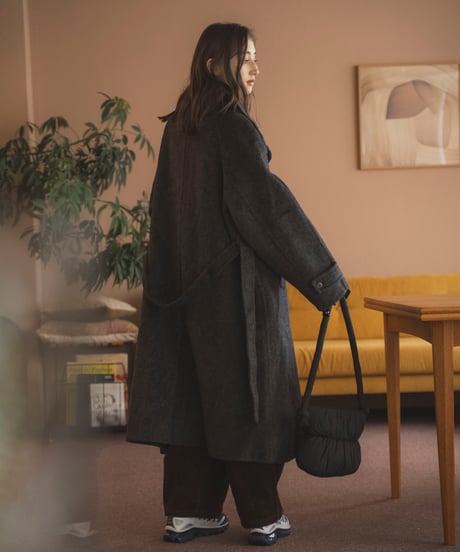 PADDED GATHERED BUCKET BAG