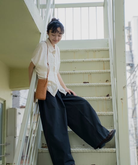 ESSENTIAL MINI BUCKET BAG