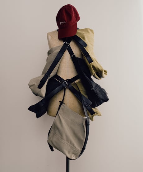 CANVAS BUCKET BAG