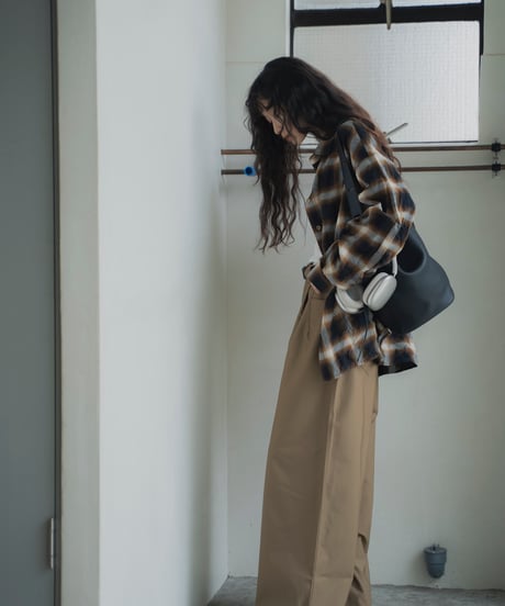ONE HANDLE BUCKET BAG