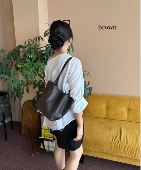 【予約販売】RELAXED LAMBSKIN BAG