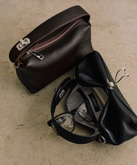 HANDLE DETAIL LUNCHBOX BAG
