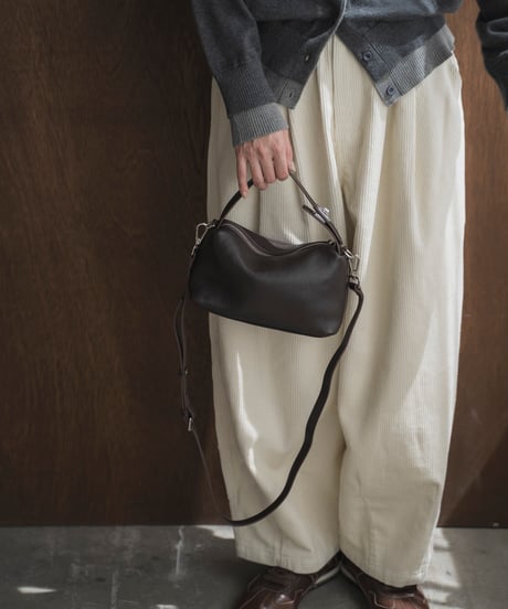 HANDLE DETAIL LUNCHBOX BAG