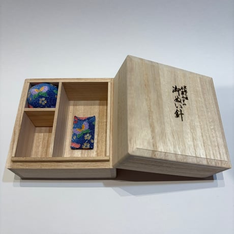 宝石箱型お裁縫箱　青系