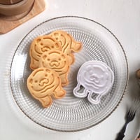 クッキー型　パグのモフモフマフラー