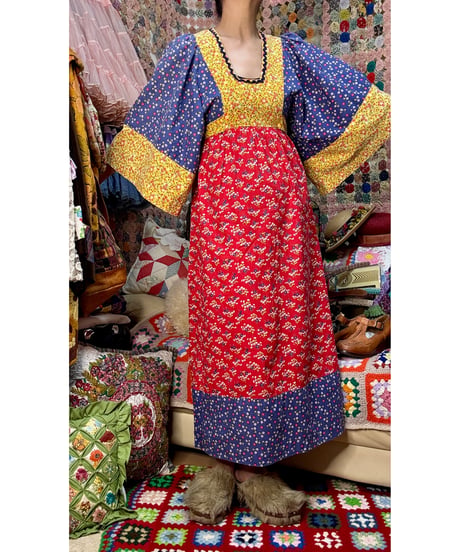 70s young innocent flower cotton dress