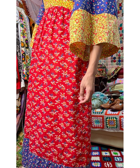 70s young innocent flower cotton dress