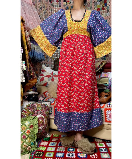 70s young innocent flower cotton dress