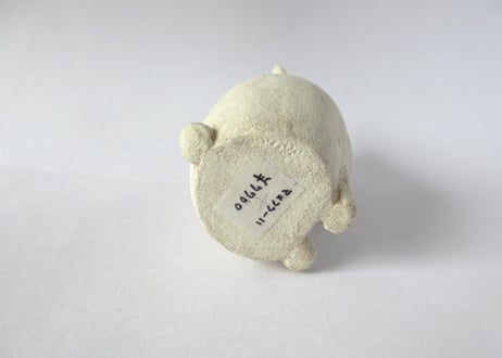 イキモノ雑貨 豆福堂 うさぎの置物５ 白うさぎ