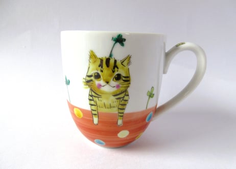 九谷焼 東早苗 クローバー猫とピヨのマグカップ＊茶トラ