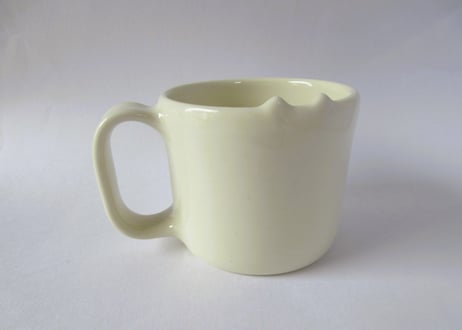 Ki:Ki工房 山下宏樹　半磁器ネコのマグカップ