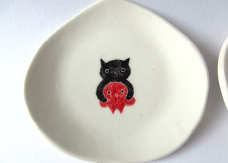 みなかわねこ　ねこの豆皿 黒猫／ハチワレ猫