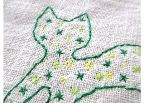 ねこ刺繍＊リネンの手提げ＊グリーン
