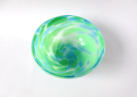 琉球ガラス  風雲小鉢ボウル グリーン１