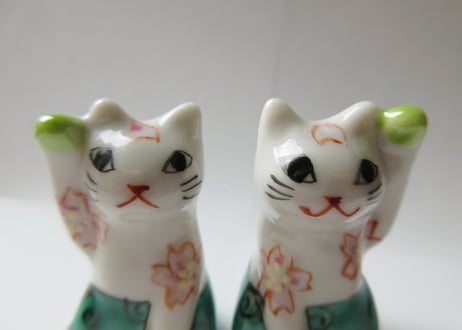 九谷焼 東早苗 ちいさな招き猫＊さくら