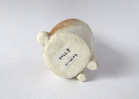 イキモノ雑貨 豆福堂 うさぎの置物４ 白×茶