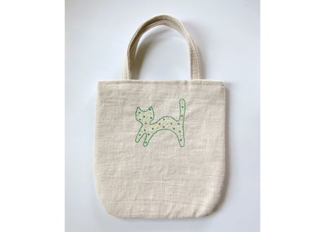 ねこ刺繍＊リネンの手提げ＊グリーン