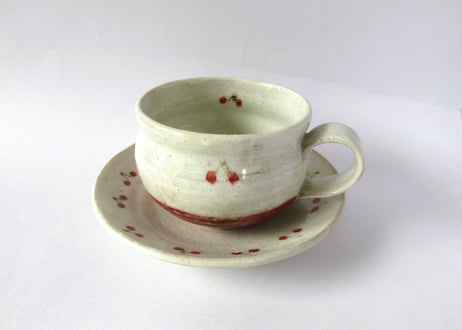 巌陶房 小さなさくらんぼ柄 コーヒーカップA