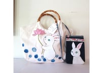 AtelierHASU　おおきな帆布バッグ＆サコッシュセット＊うさぎと蓮の花