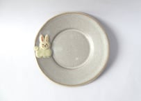 近藤佳寿子 うさぎの丸皿