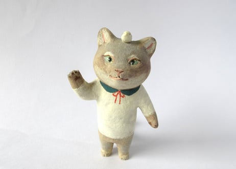 イキモノ雑貨 豆福堂 猫の置物 あたまに小鳥