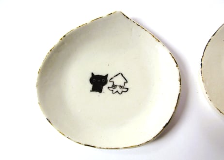 みなかわねこ　ねこの豆皿 黒猫／ハチワレ