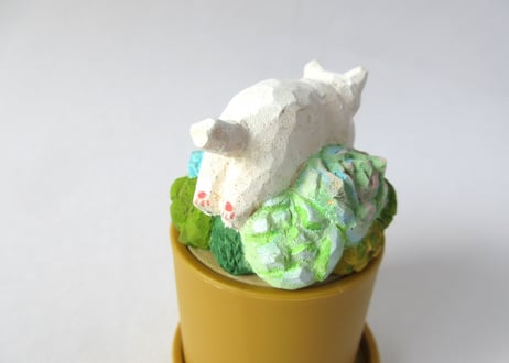 あたり工房　木彫り猫の小物入れ小 ＊白猫