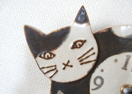 矢島幸代　猫の陶時計1