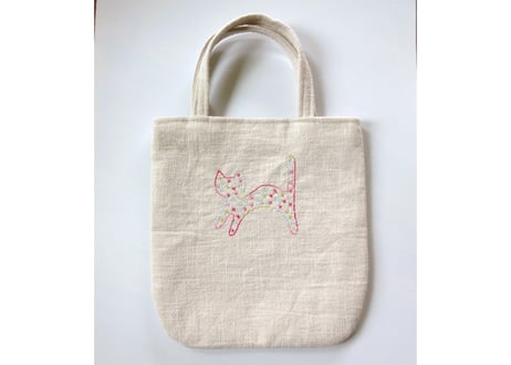 ねこ刺繍＊リネンの手提げ＊グラデーション