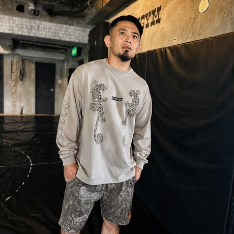 WICKY LEOPARDS LONG SLEEVES