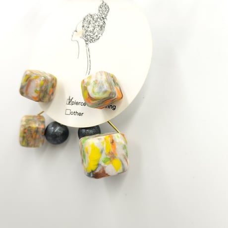 ubu　ピアス