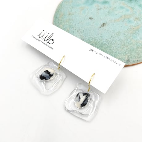 iiilo　ピアス