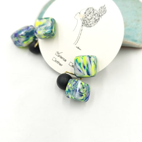 ubu　ピアス