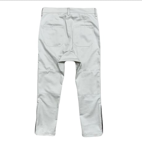 SAMPLE / B-GRADE