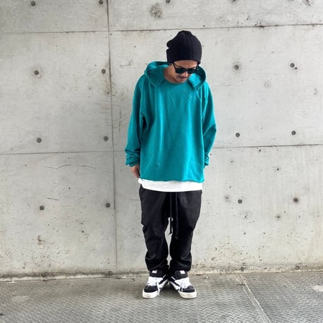 DISTRESSED OUTSIDE SEAM HOODIE /DEEP TEAL