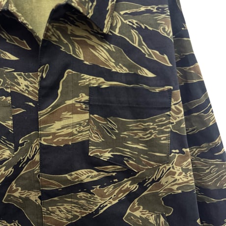 TIGER CAMO UTILITY JACKET