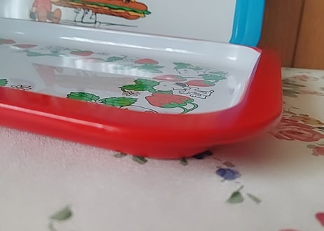 SNOOPY・ブリキのトレイ いちご