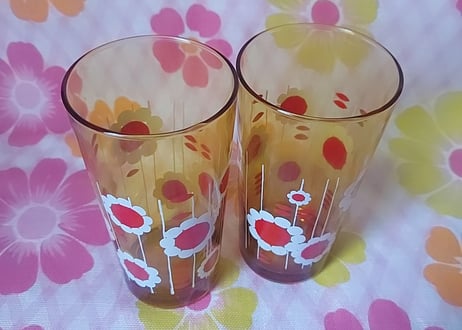 アデリア・アンバーお花グラス