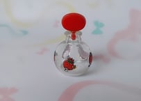SANRIO🍓いちごの王様・ミニチュア小瓶