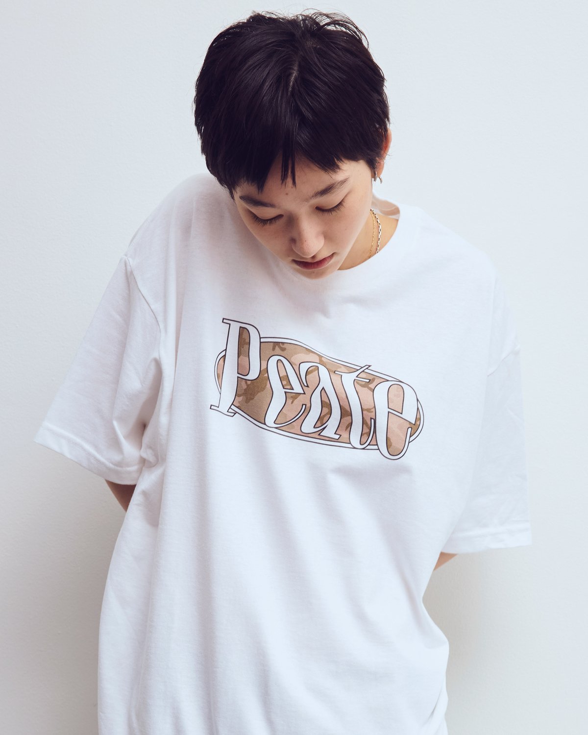 値下げ　peate Tシャツ 値下げ peate Tシャツ Peate camo logo T-shirt(White) | Peate