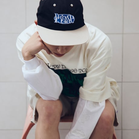Peate star logo cap