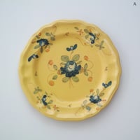 黄釉色絵輪花平皿 / フランス19-20世紀