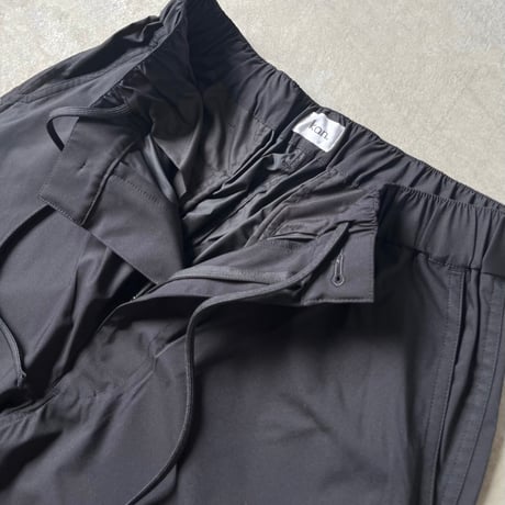 STRETCH NYLON WIDE EASY PANT(BLACK)