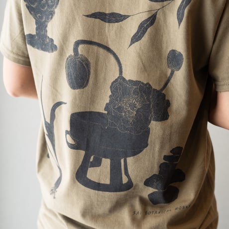 sai collected flora t-shirt(khaki)