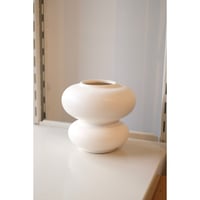 Flower vase