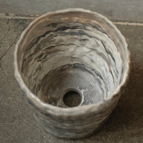 Yoshinori Takemura plant pot