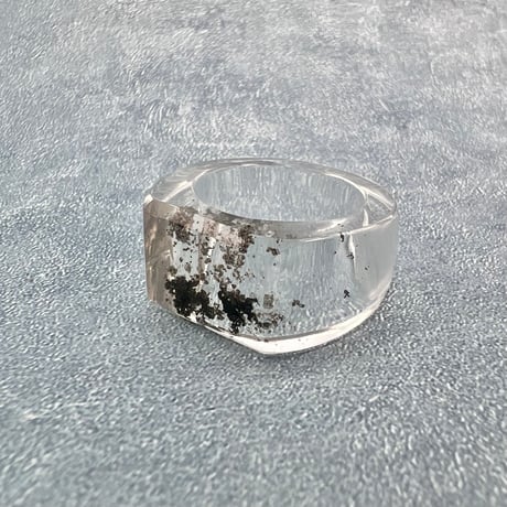 【ガネッシュヒマール産】天然ヒマラヤ水晶リング(17号)/Ganesh Himal Himalayan Solid Quartz Ring