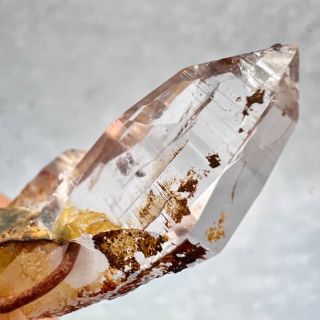 【ガネッシュヒマール産】リモナイトイン天然ヒマラヤ水晶革紐付きペンダント⑧/GaneshHimal Limonite in Natural Pendant